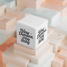Load image into Gallery viewer, Note Cube: Very Itchy, Very Demure
